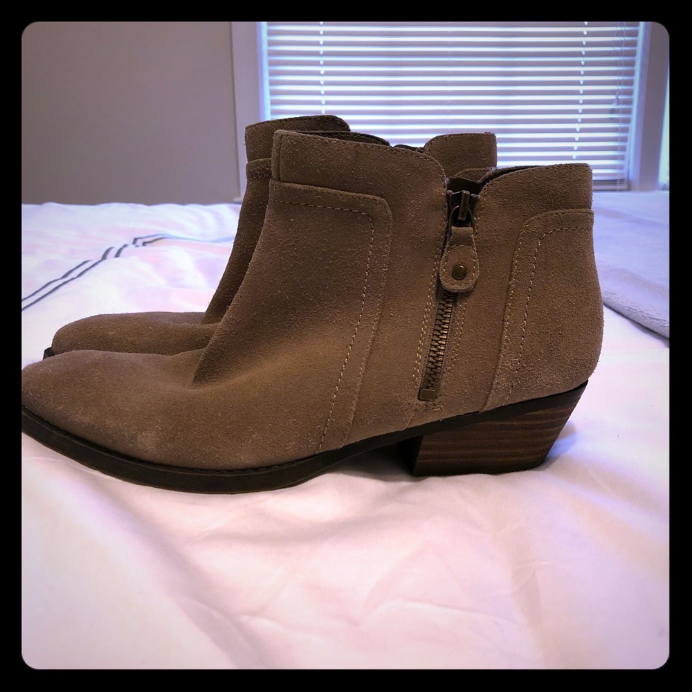 Fall is coming! Suede Booties